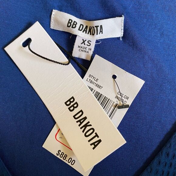 BB Dakota Sleeveless Waffle Knit Dress Size XS Textured V-Neck Indigo Blue - Picture 13 of 14